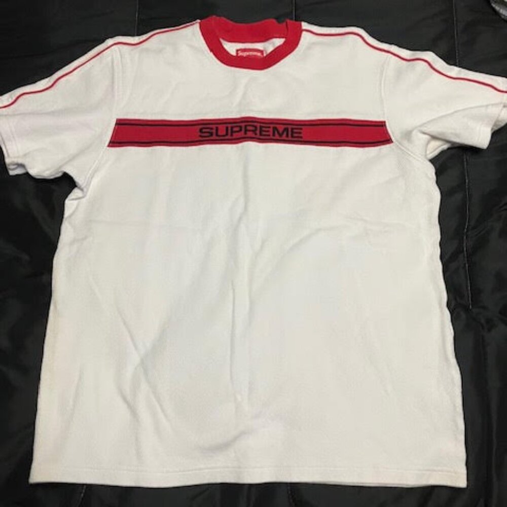 Supreme T-shirt